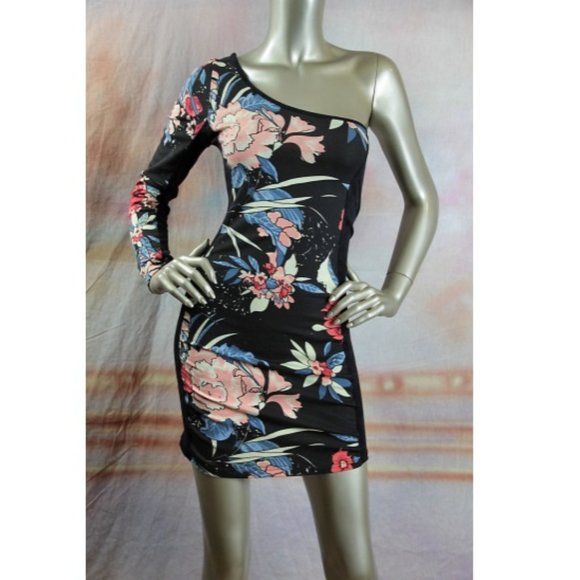 NWT MINKPINK Far East Black Floral One Shoulder Mini Dress M - Picture 1 of 6